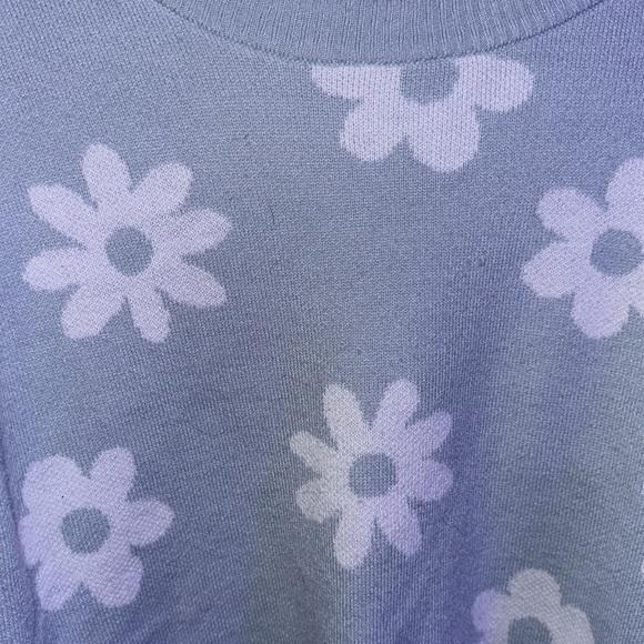 Shirt - Picture 2 of 4